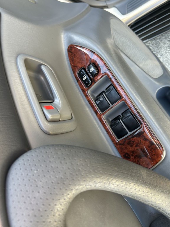 1999 Toyota Land Cruiser Image 7