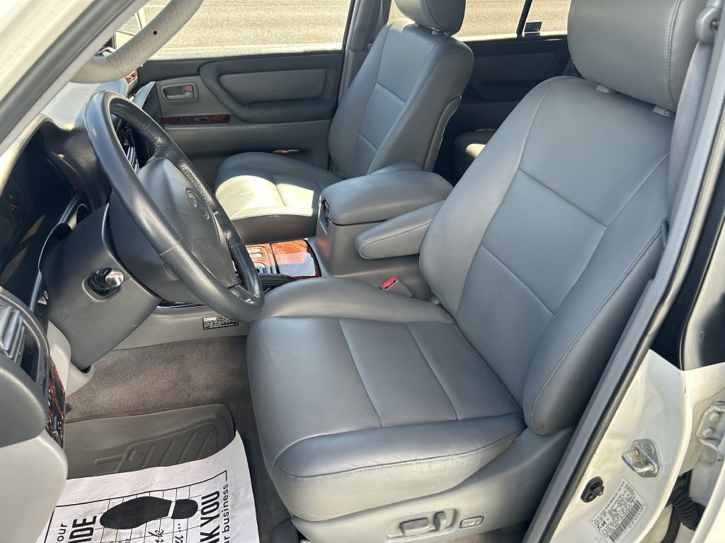 1999 Toyota Land Cruiser Image 8