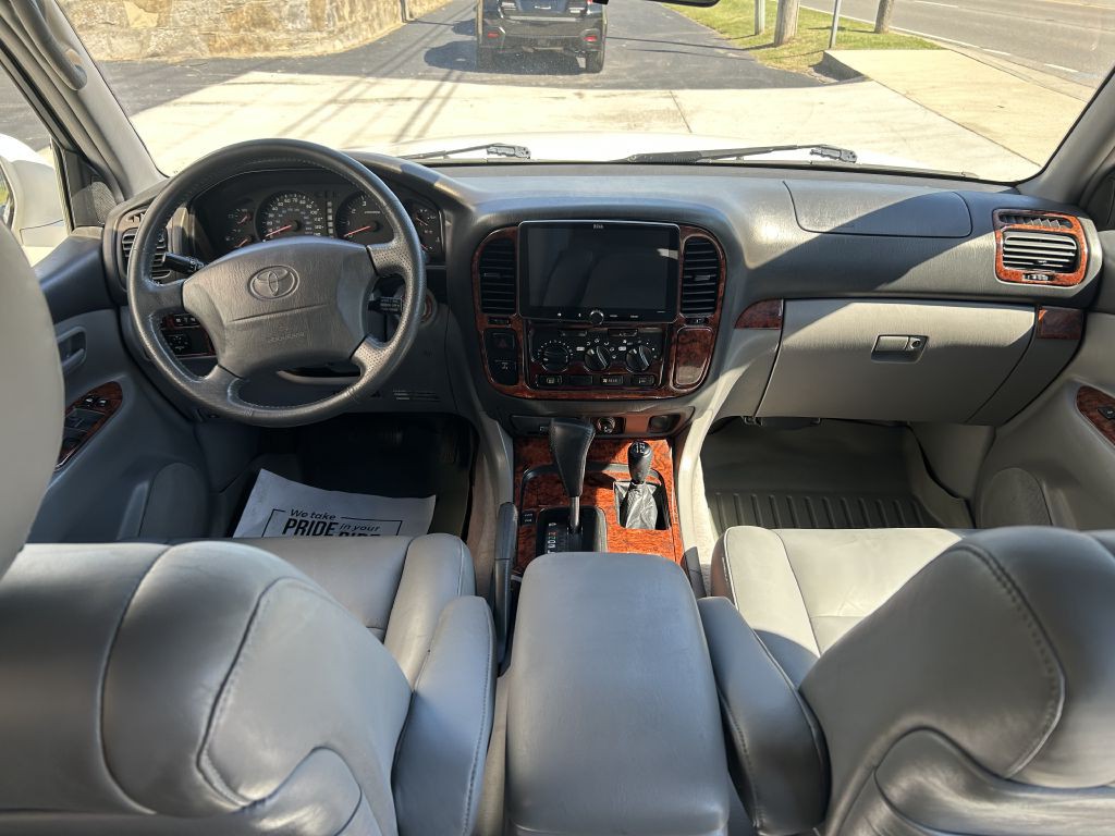 1999 Toyota Land Cruiser Image 16
