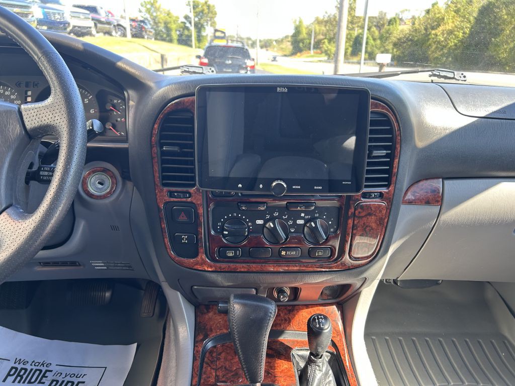 1999 Toyota Land Cruiser Image 17