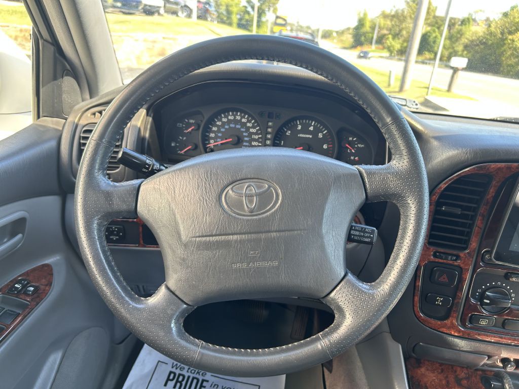 1999 Toyota Land Cruiser Image 18