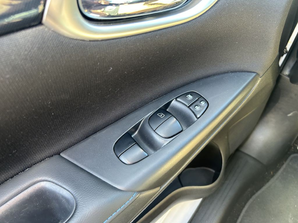 2018 Nissan Sentra Image 7