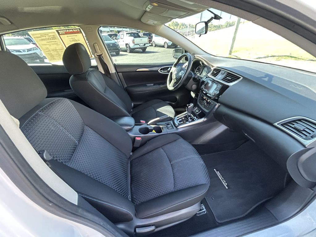 2018 Nissan Sentra Image 18