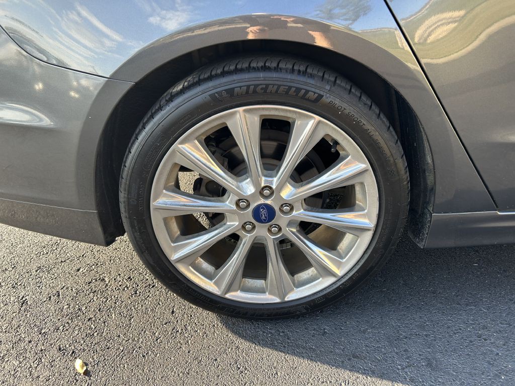 2017 Ford Fusion Image 6