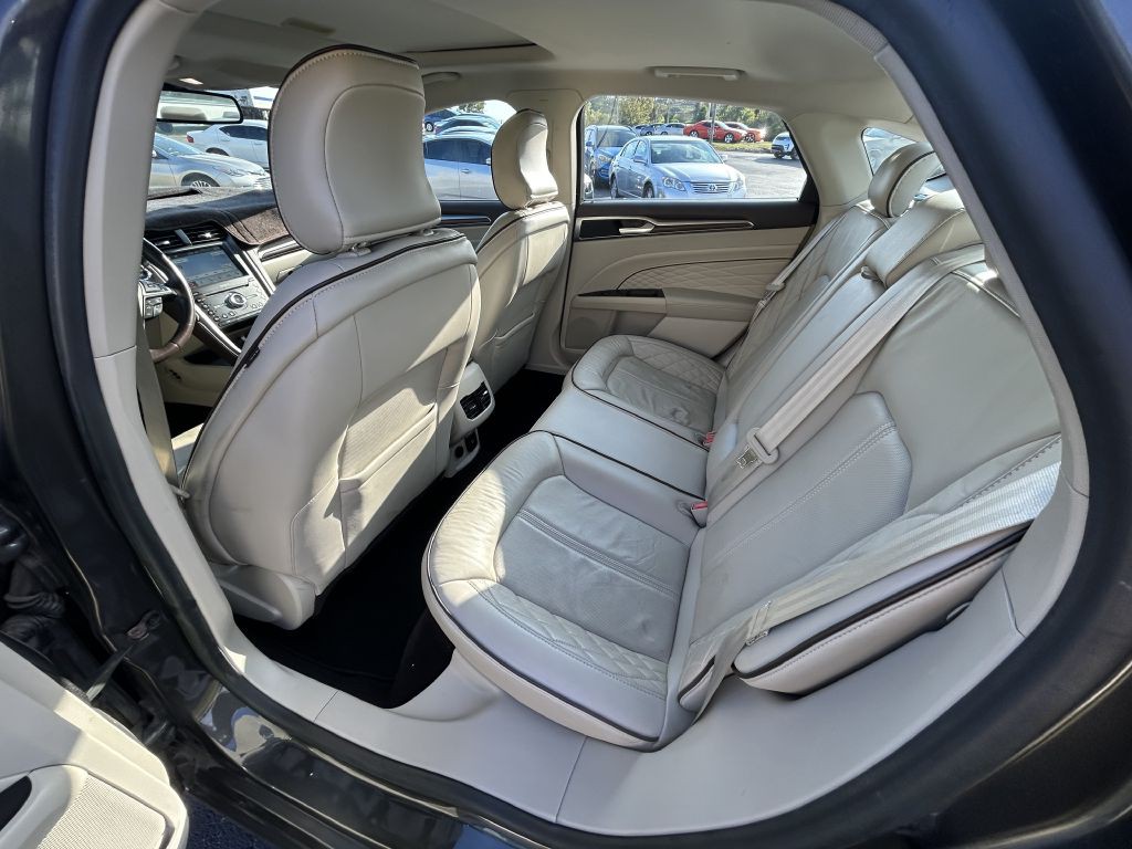2017 Ford Fusion Image 12