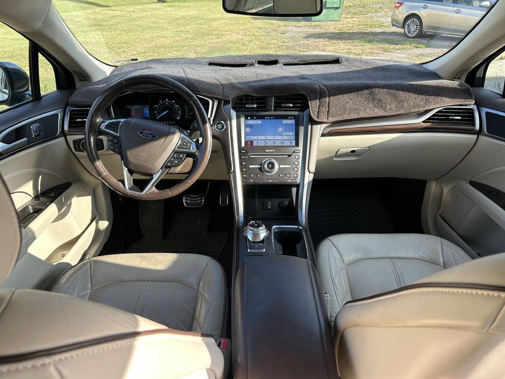 2017 Ford Fusion Image 15