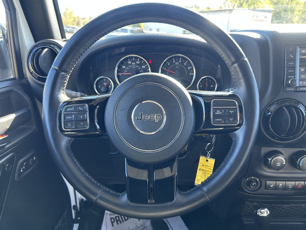 2015 Jeep Wrangler Unlimited Image 15