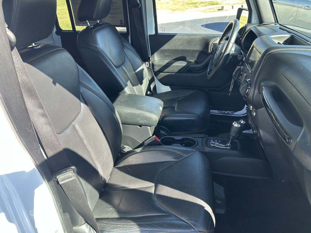 2015 Jeep Wrangler Unlimited Image 16