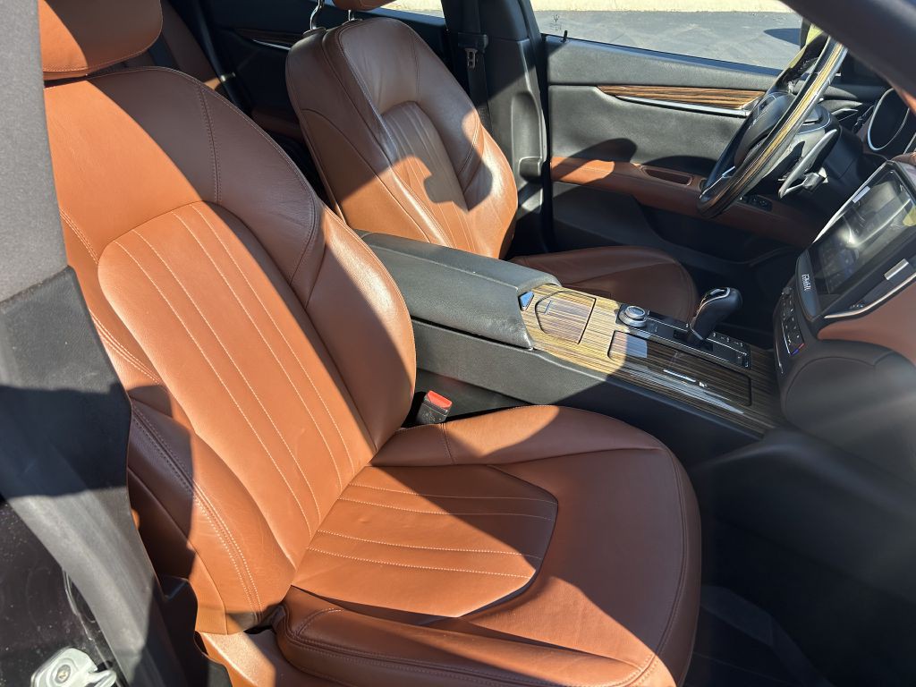 2017 Maserati Ghibli Image 18