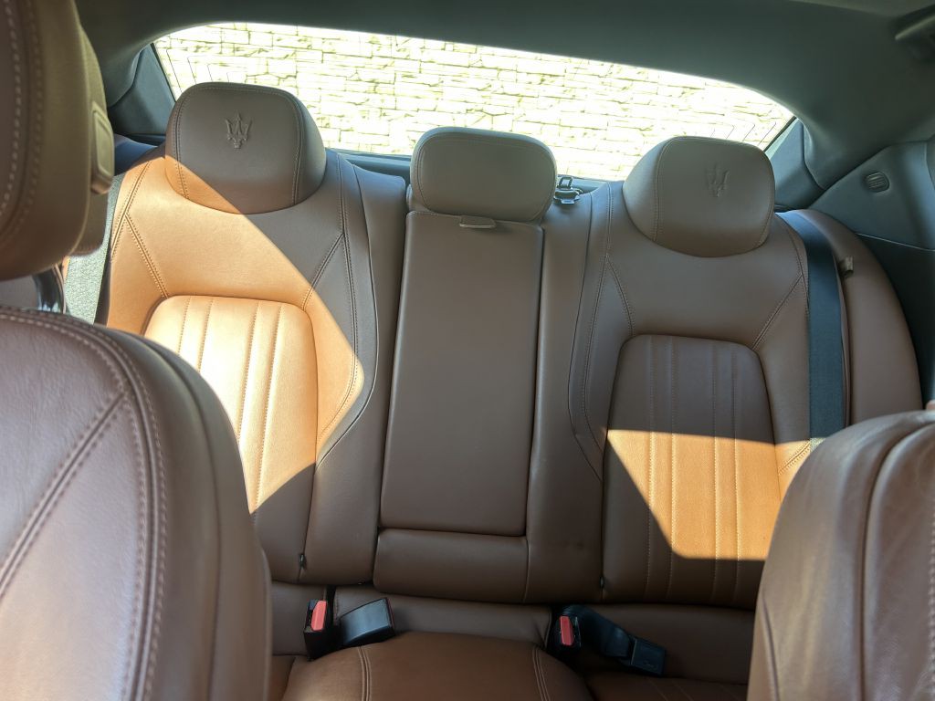2017 Maserati Ghibli Image 20