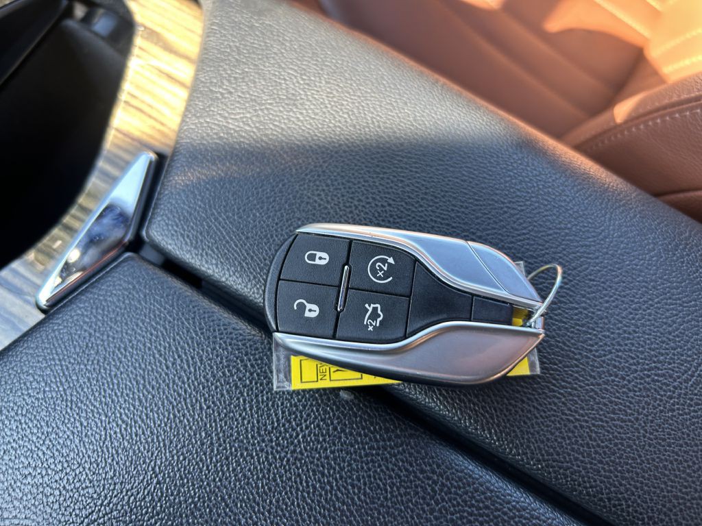 2017 Maserati Ghibli Image 24