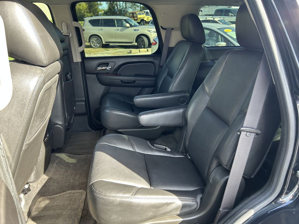 2012 Chevrolet Tahoe Image 12