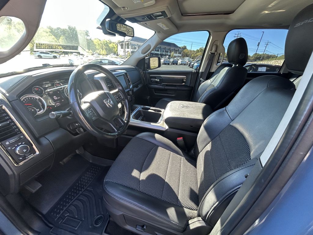 2015 RAM 1500 Image 9