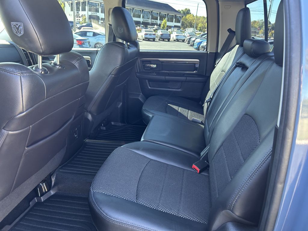2015 RAM 1500 Image 11