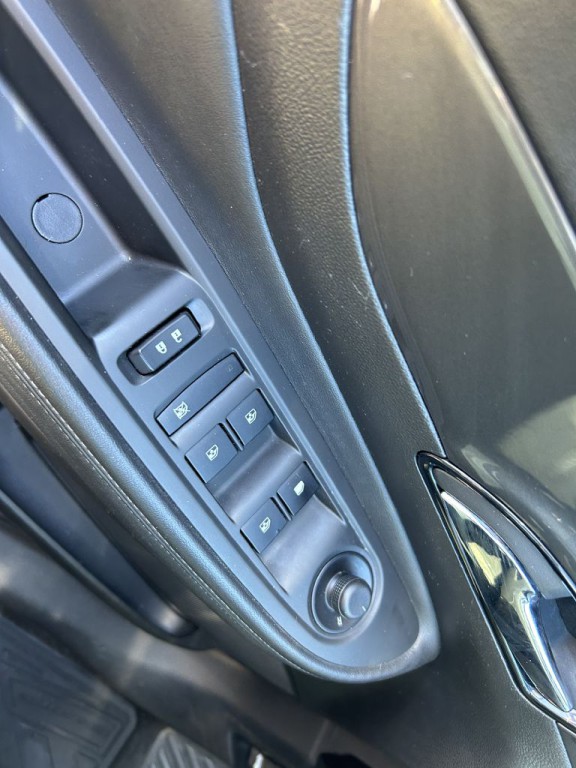 2017 Buick Enclave Image 7
