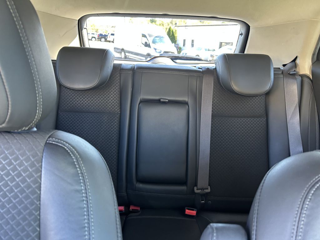 2017 Buick Enclave Image 19