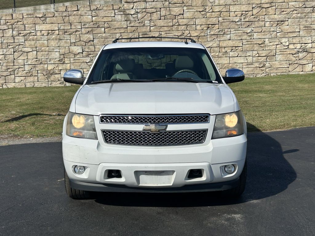 2009 Chevrolet Suburban Image 4