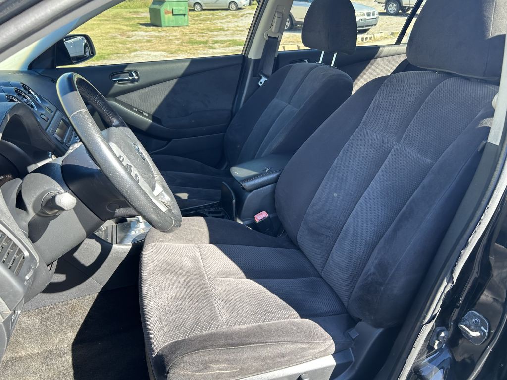 2007 Nissan Altima Image 8