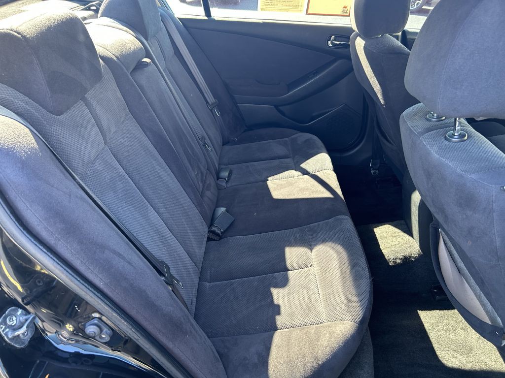 2007 Nissan Altima Image 13