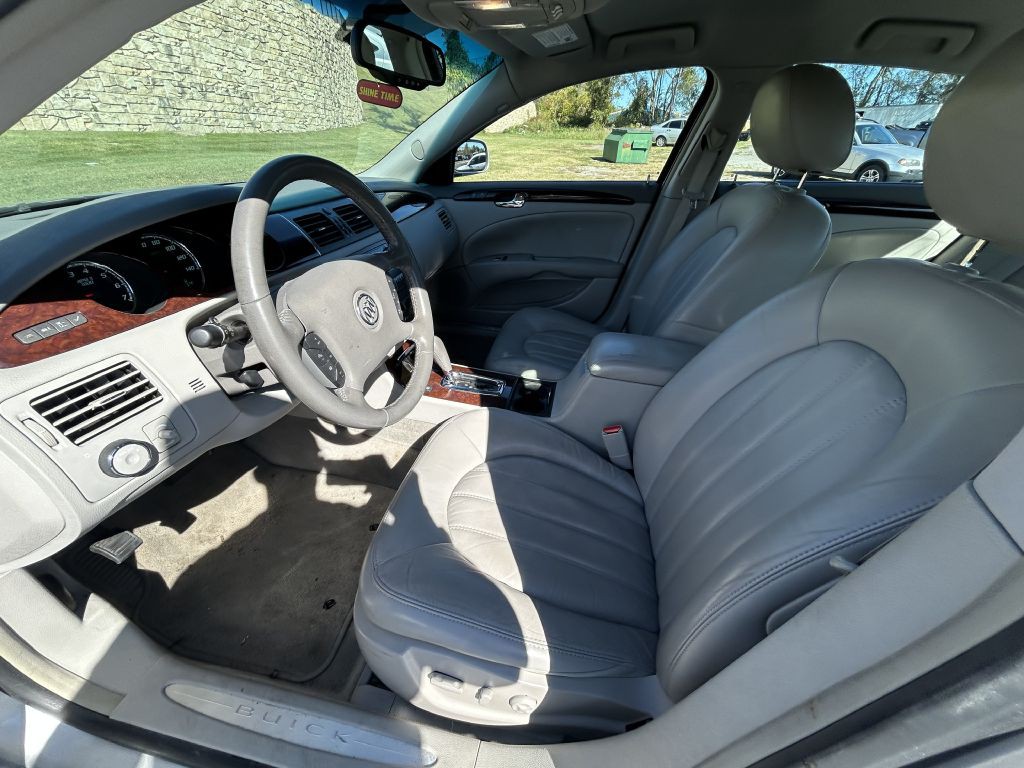 2011 Buick Lucerne Image 9