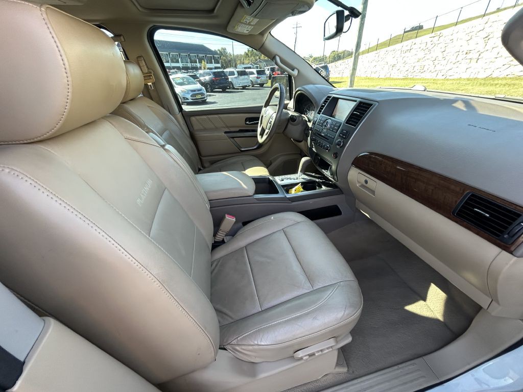 2015 Nissan Armada Image 23