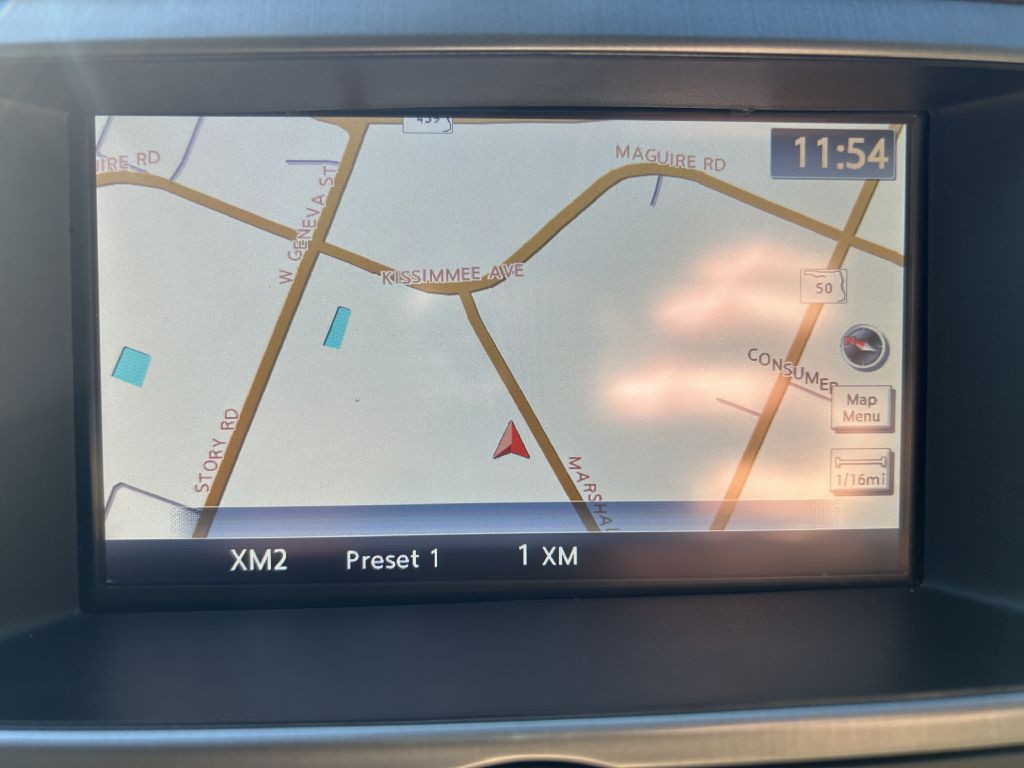 2015 Nissan Armada Image 25