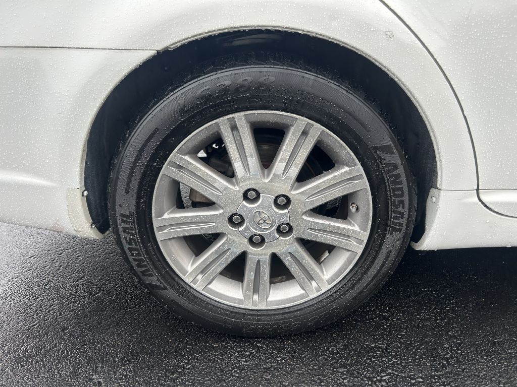 2008 Toyota Avalon Image 6