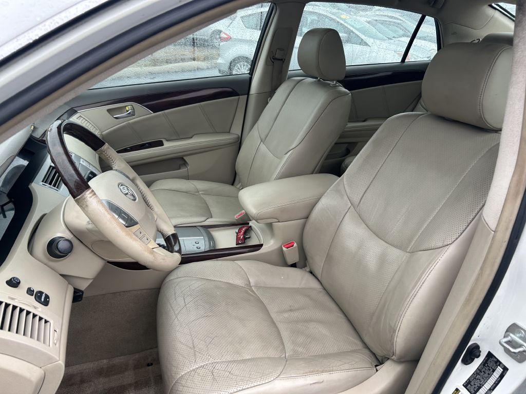 2008 Toyota Avalon Image 8