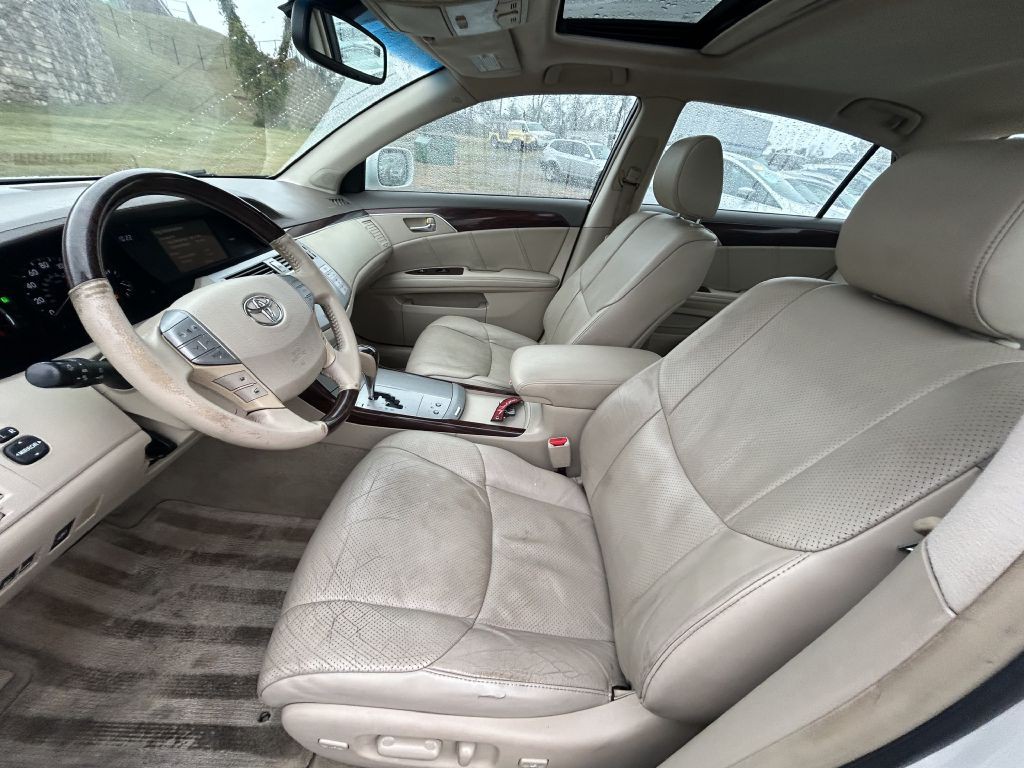 2008 Toyota Avalon Image 10