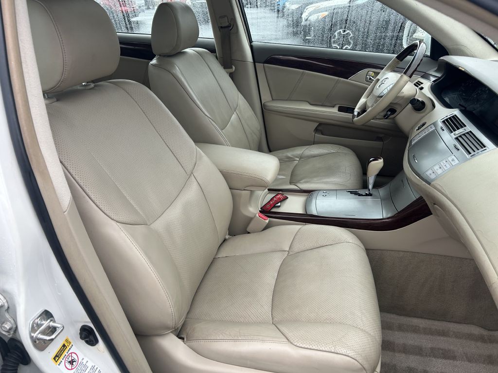 2008 Toyota Avalon Image 18