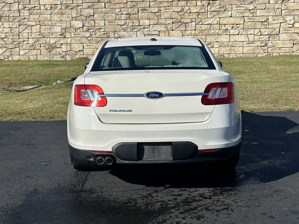 2012 Ford Taurus Image 5