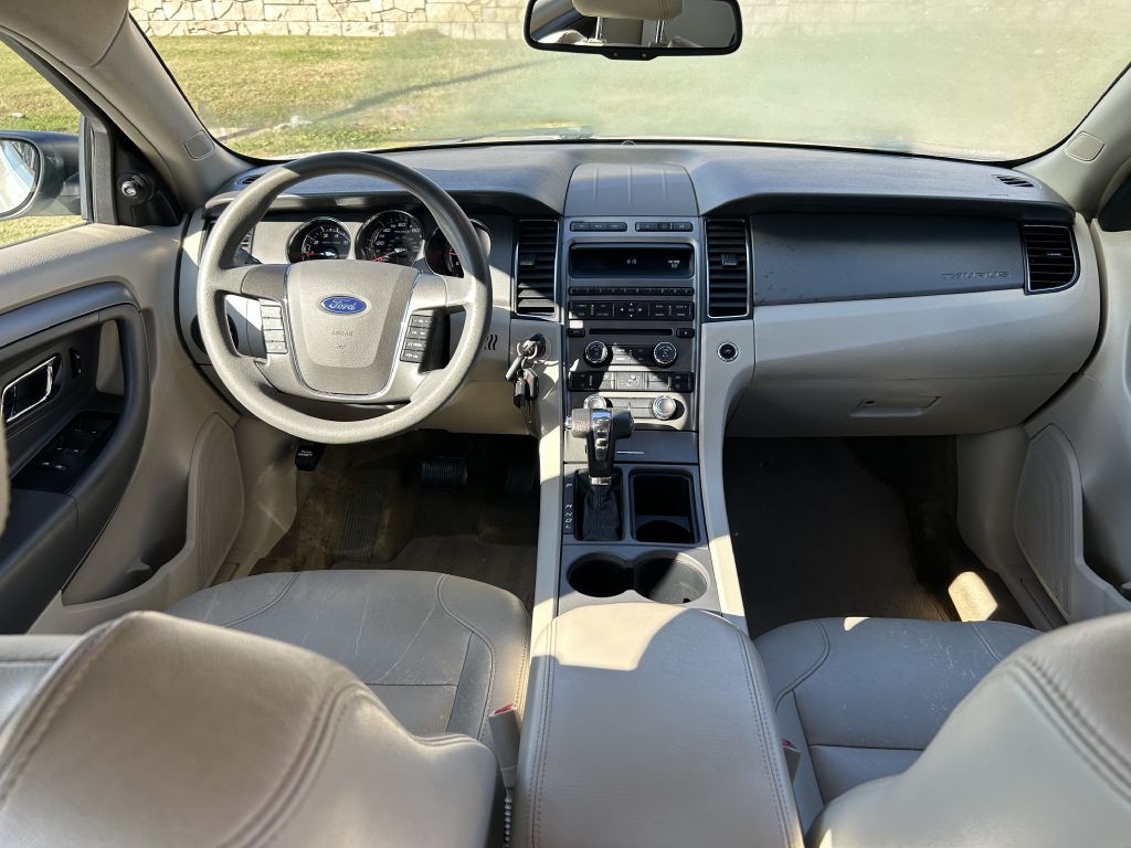 2012 Ford Taurus Image 14