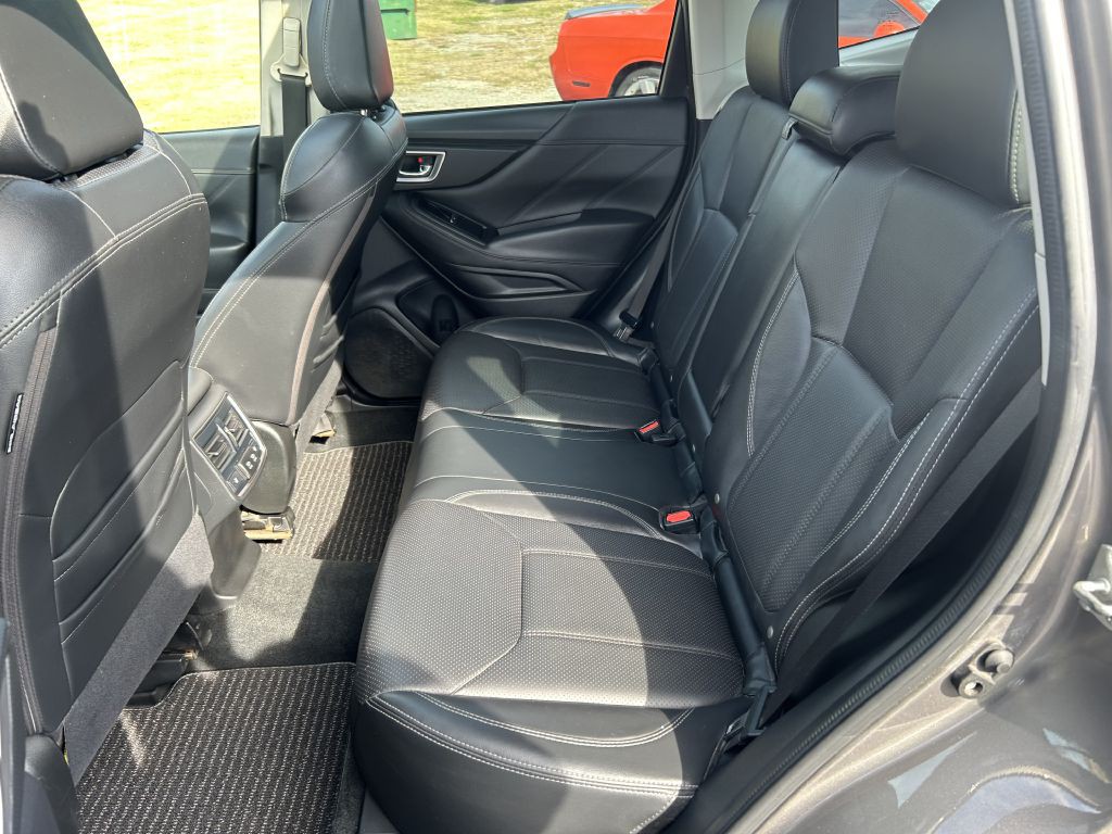 2020 Subaru Forester Image 11