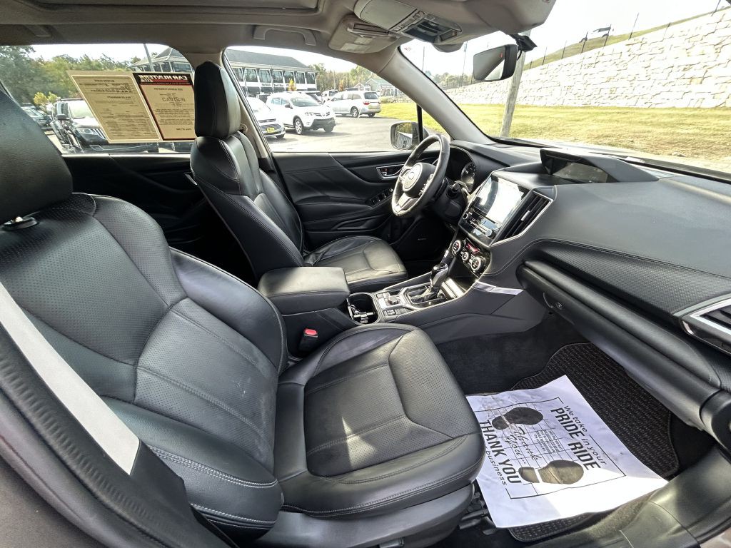 2020 Subaru Forester Image 19