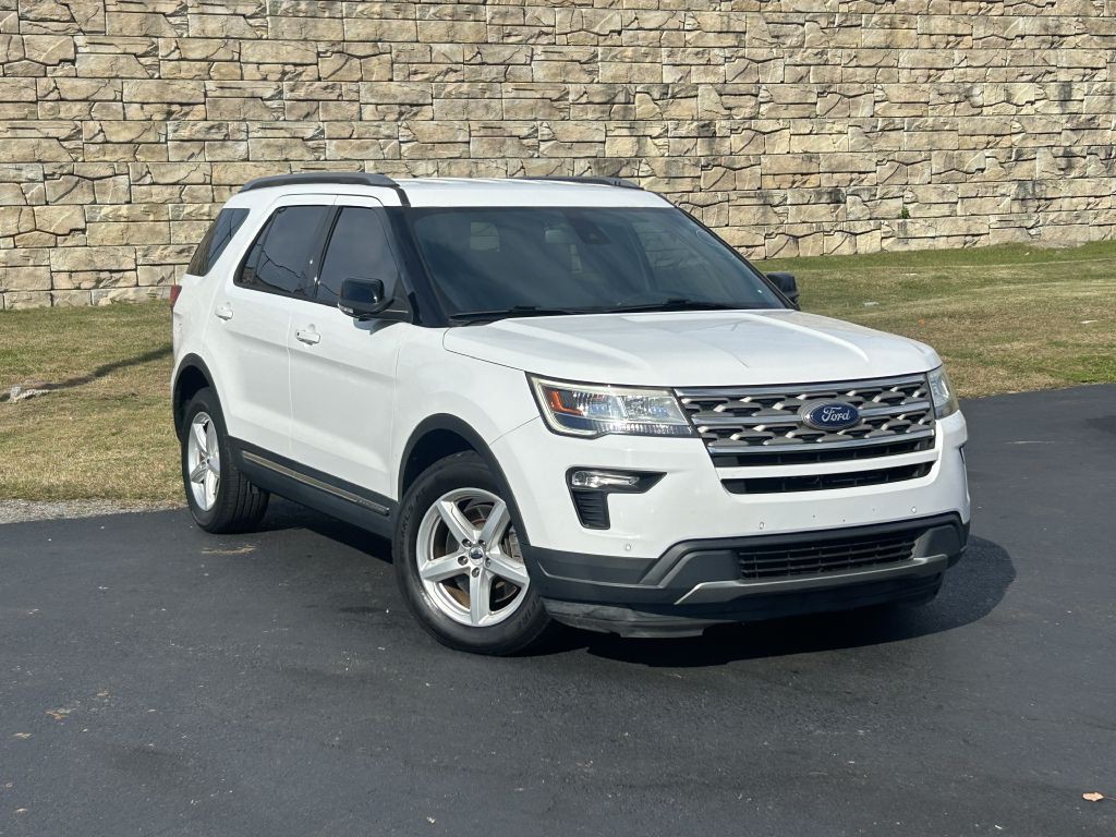 2018 Ford Explorer Image 1