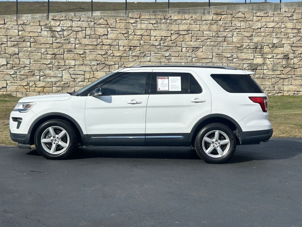 2018 Ford Explorer Image 2