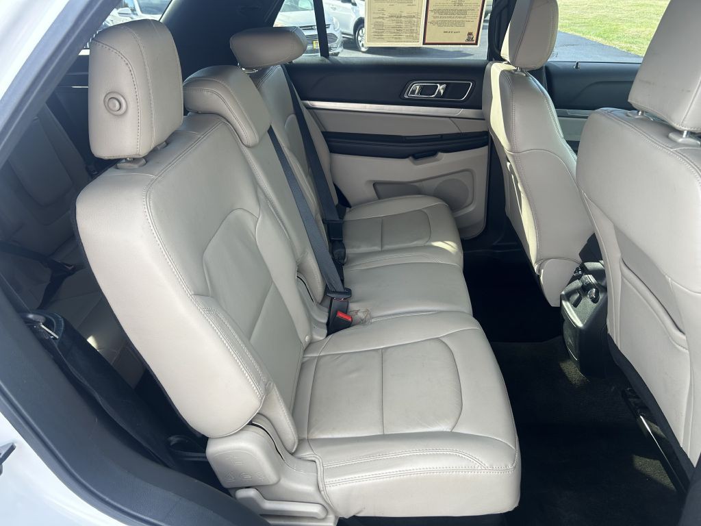 2018 Ford Explorer Image 14