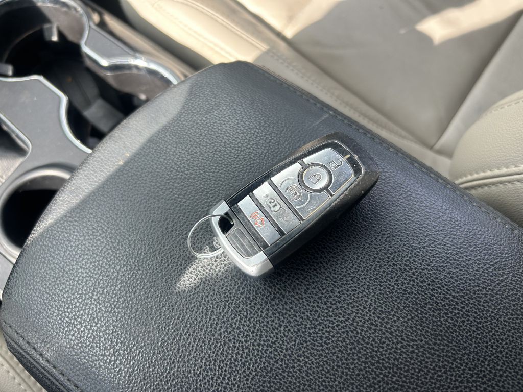 2018 Ford Explorer Image 25