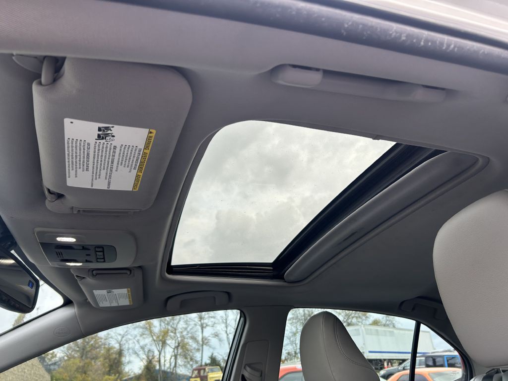 2018 Toyota Camry Image 9