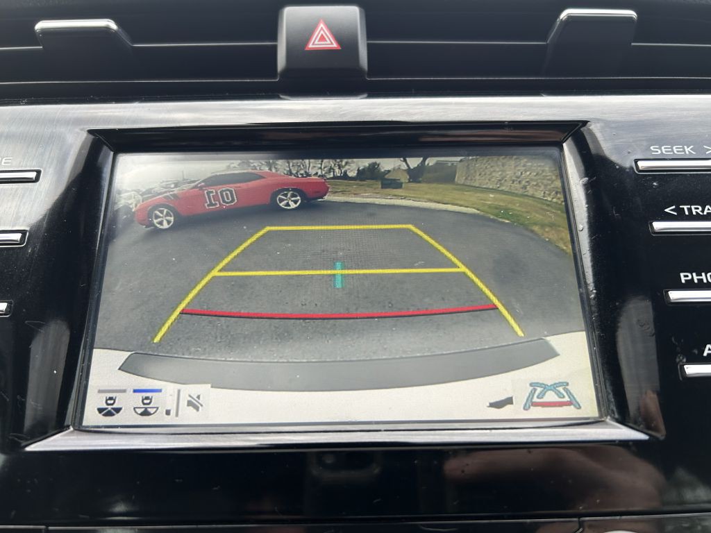 2018 Toyota Camry Image 21