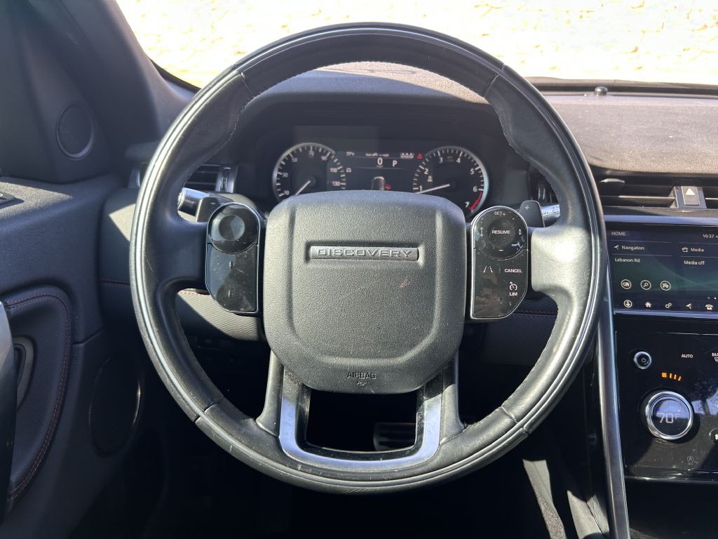 2020 Land Rover Discovery Sport Image 17