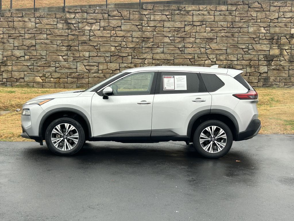 2021 Nissan Rogue Image 2