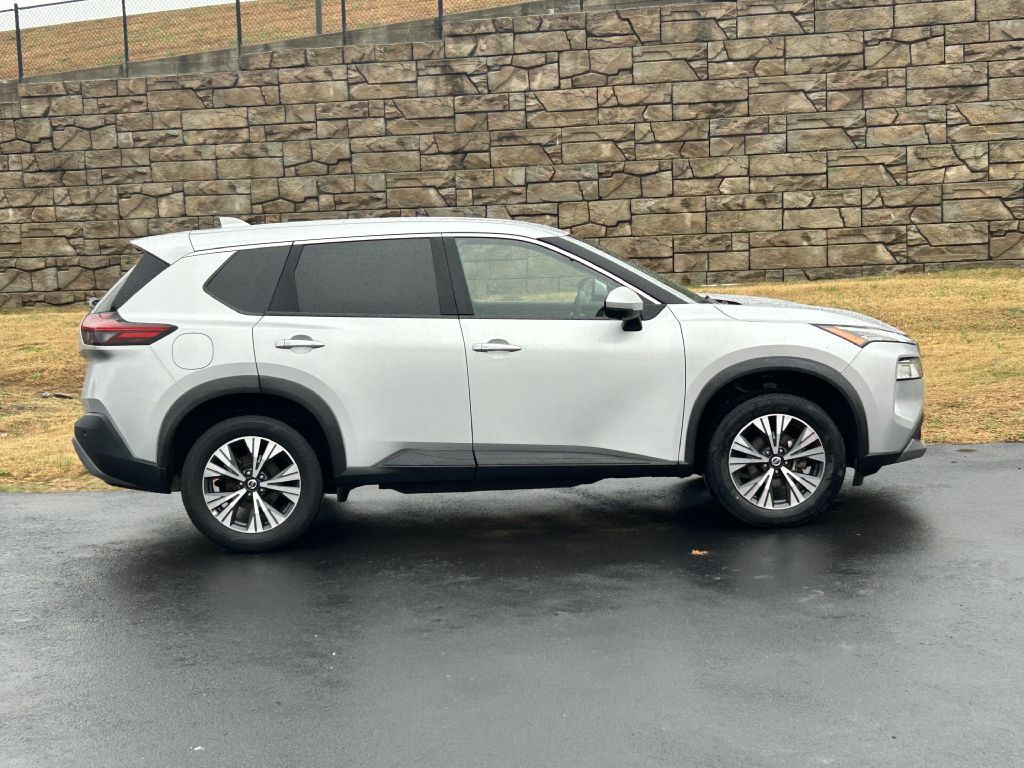 2021 Nissan Rogue Image 3