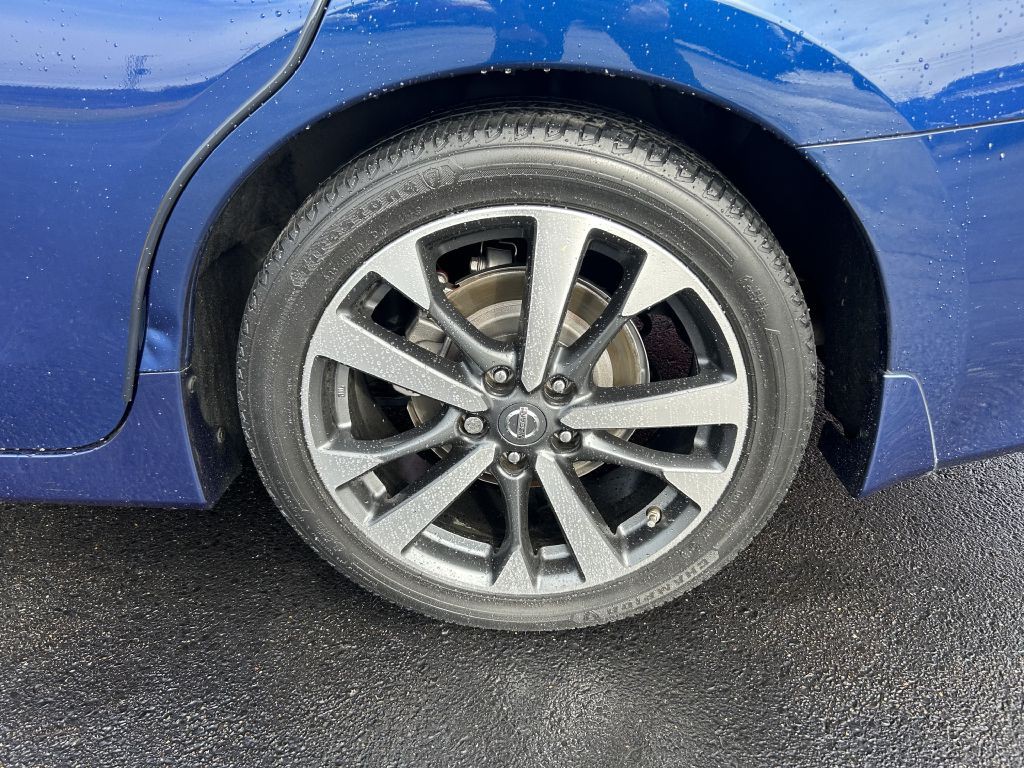 2016 Nissan Altima Image 6