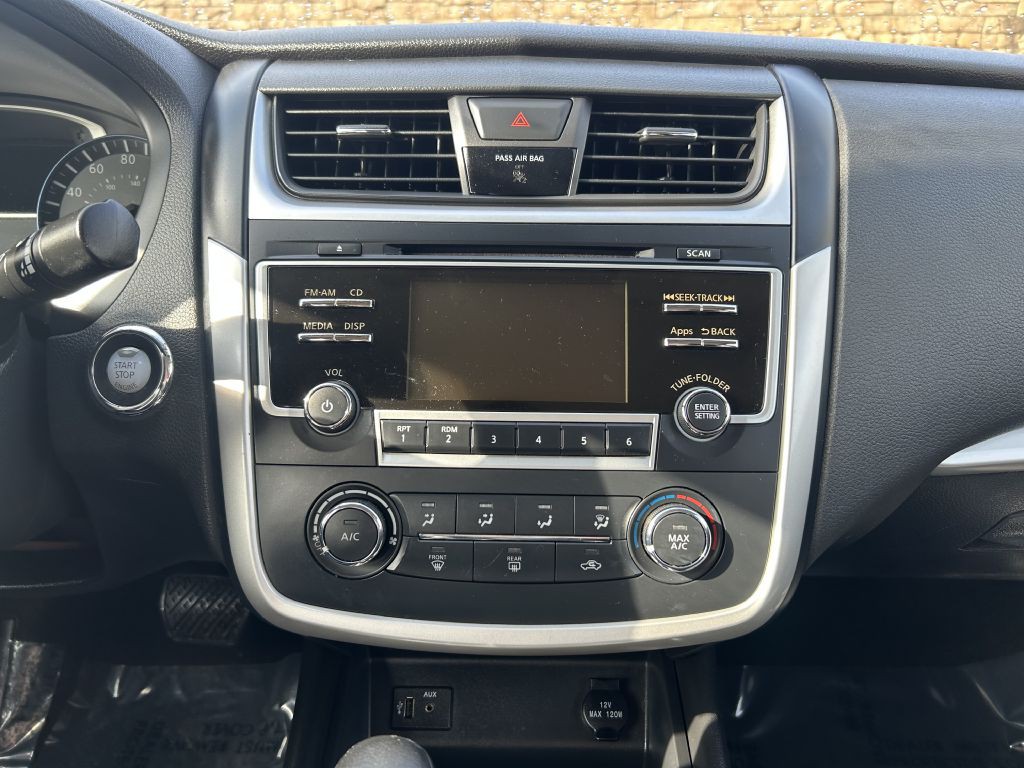 2016 Nissan Altima Image 15