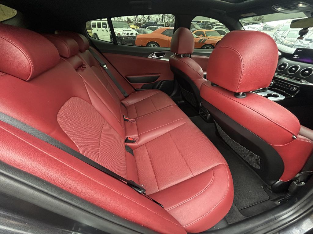 2022 Kia Stinger Image 11