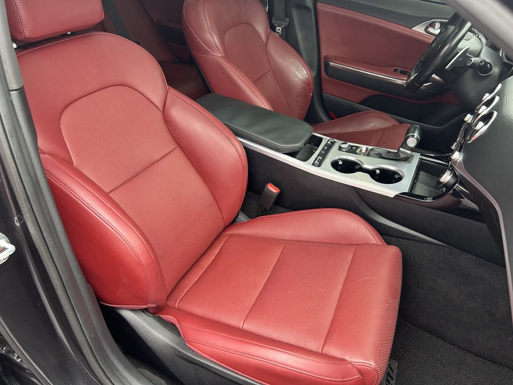 2022 Kia Stinger Image 16