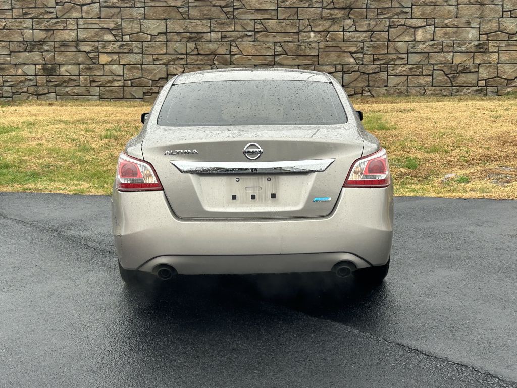 2013 Nissan Altima Image 5