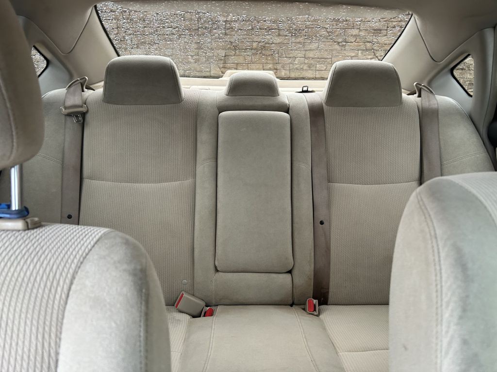 2013 Nissan Altima Image 19