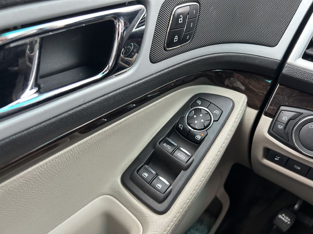 2013 Ford Explorer Image 7